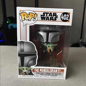 Funko Pop! Star Wars Mandalorian and Child Figure